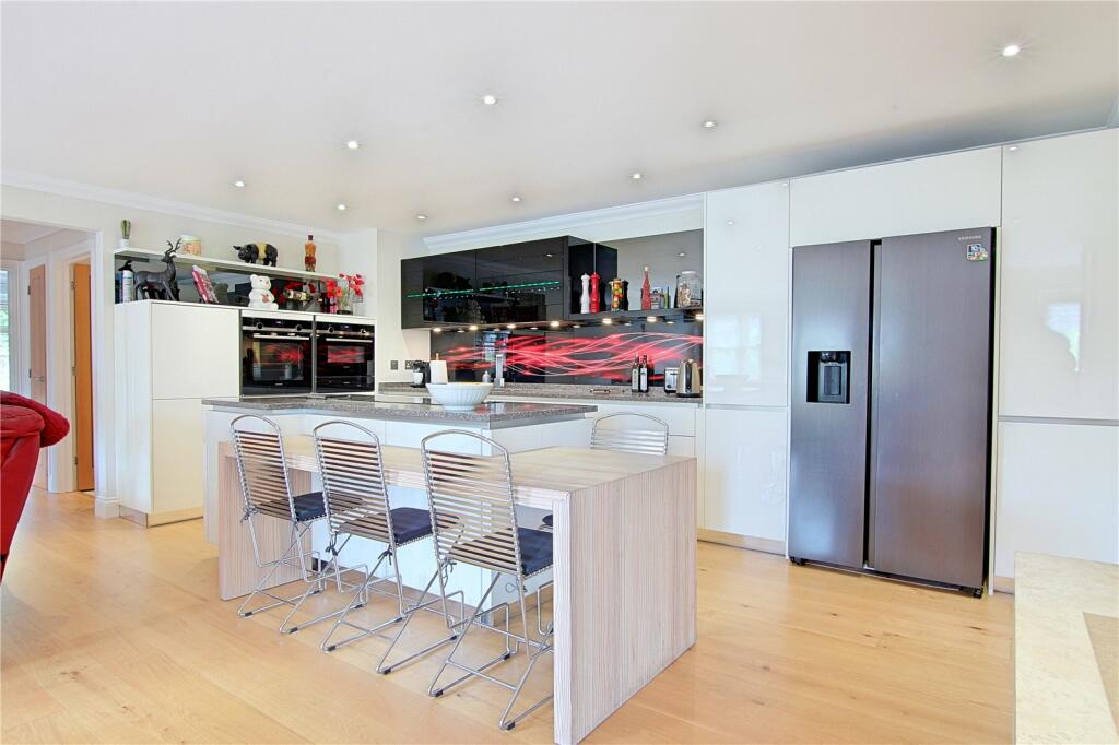 Additional image 4 of Sea Avenue, Rustington, Littlehampton, West Sussex, BN16