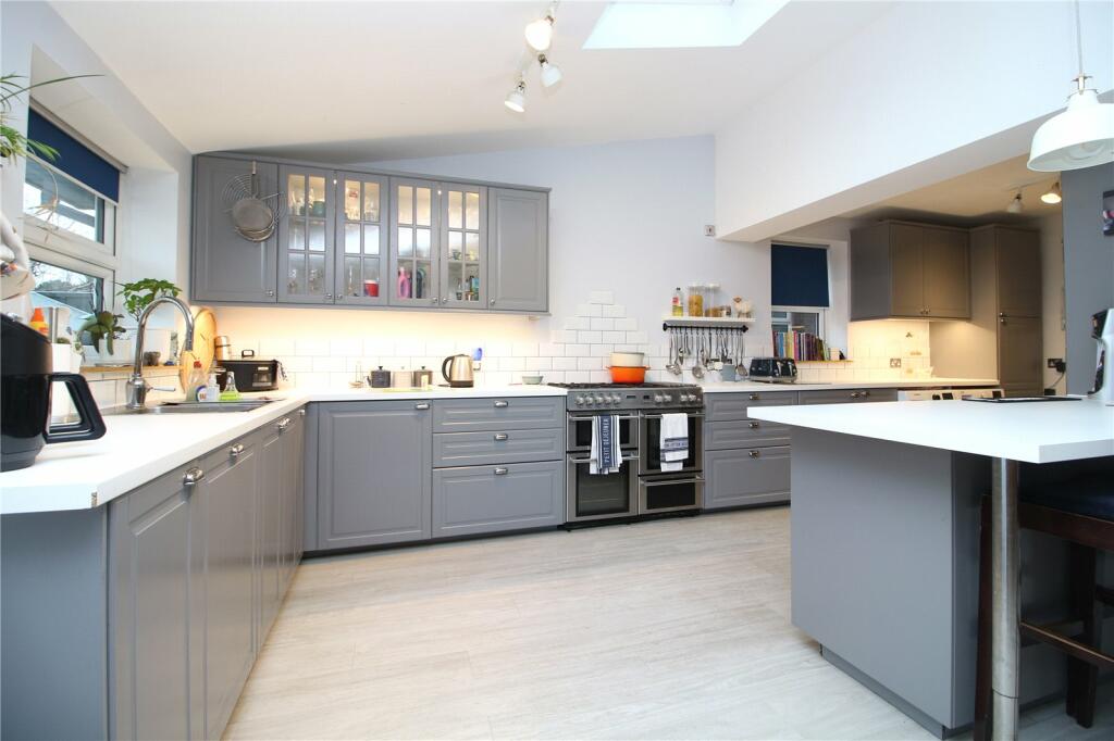 Additional image 11 of Vincent Road, New Milton, Hampshire, BH25