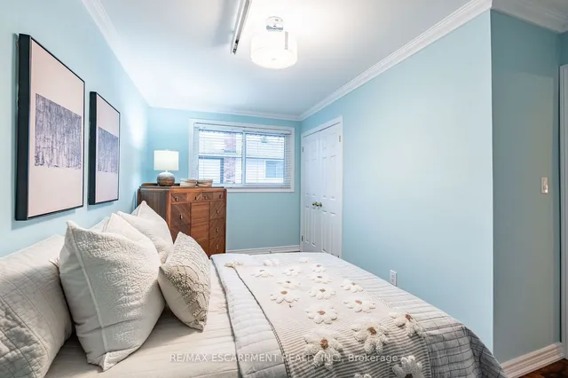 Additional image 19 of 3237 Woodward Ave