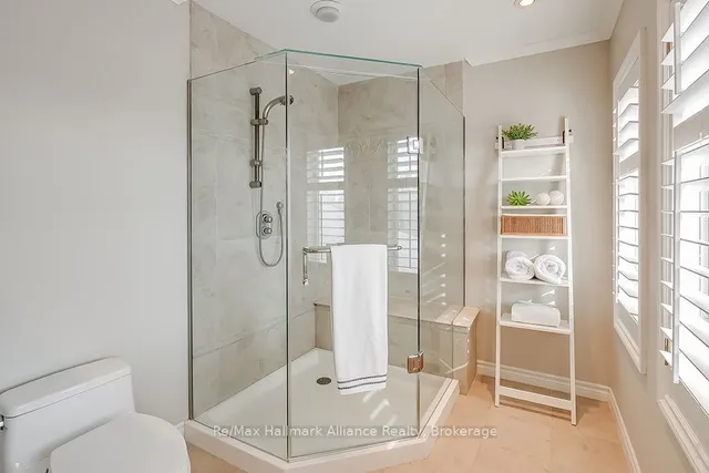 Additional image 23 of 1173 Glenashton Dr