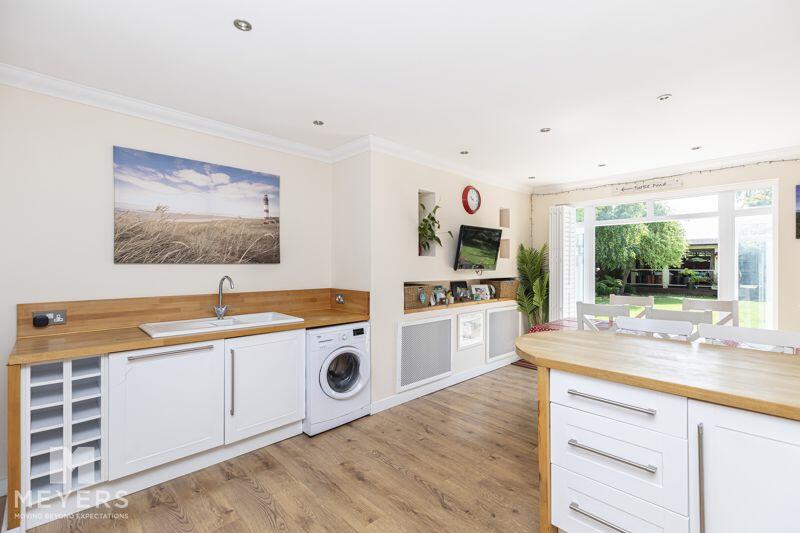 Additional image 10 of Walcott Avenue, Christchurch, BH23