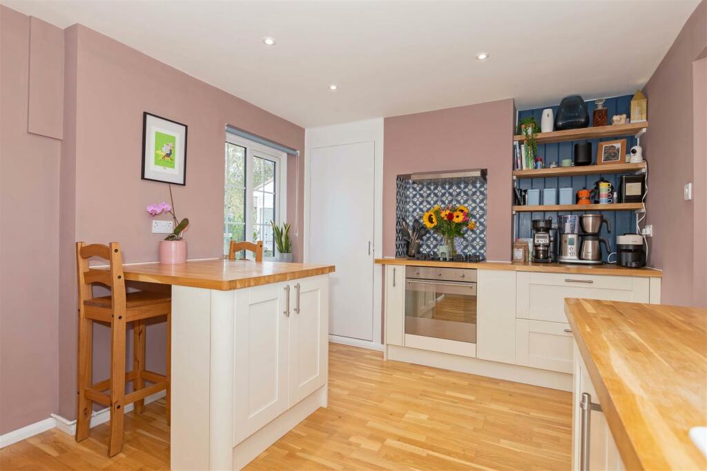 Additional image 16 of Nelson Row, Arundel