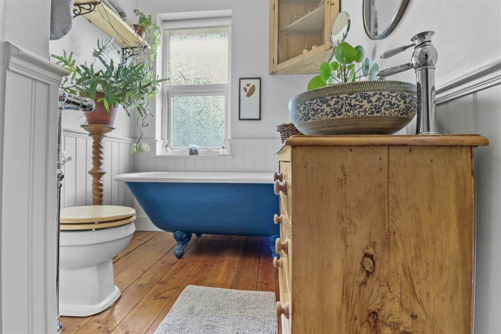 Additional image 20 of Windsor Road, Hailsham