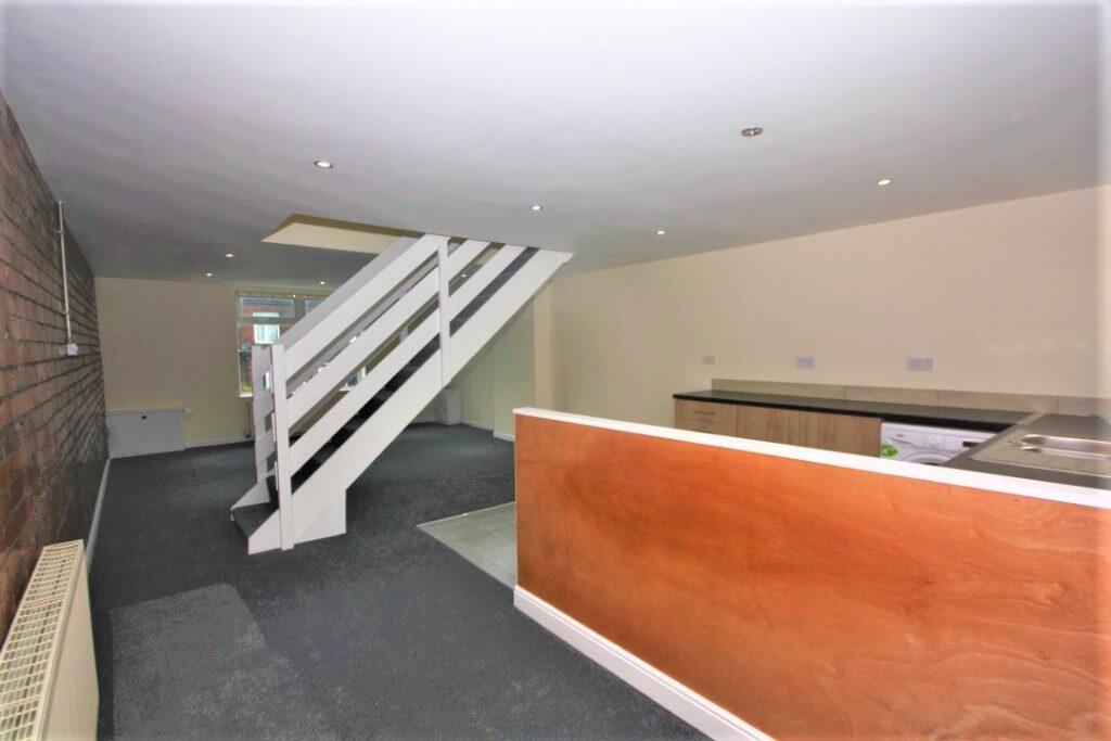 Additional image 4 of Flat above, 279 Rishton Lane, Bolton, BL3 2EH