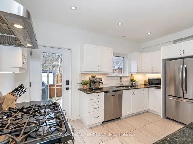 Additional image 17 of 218 Cumberland Ave