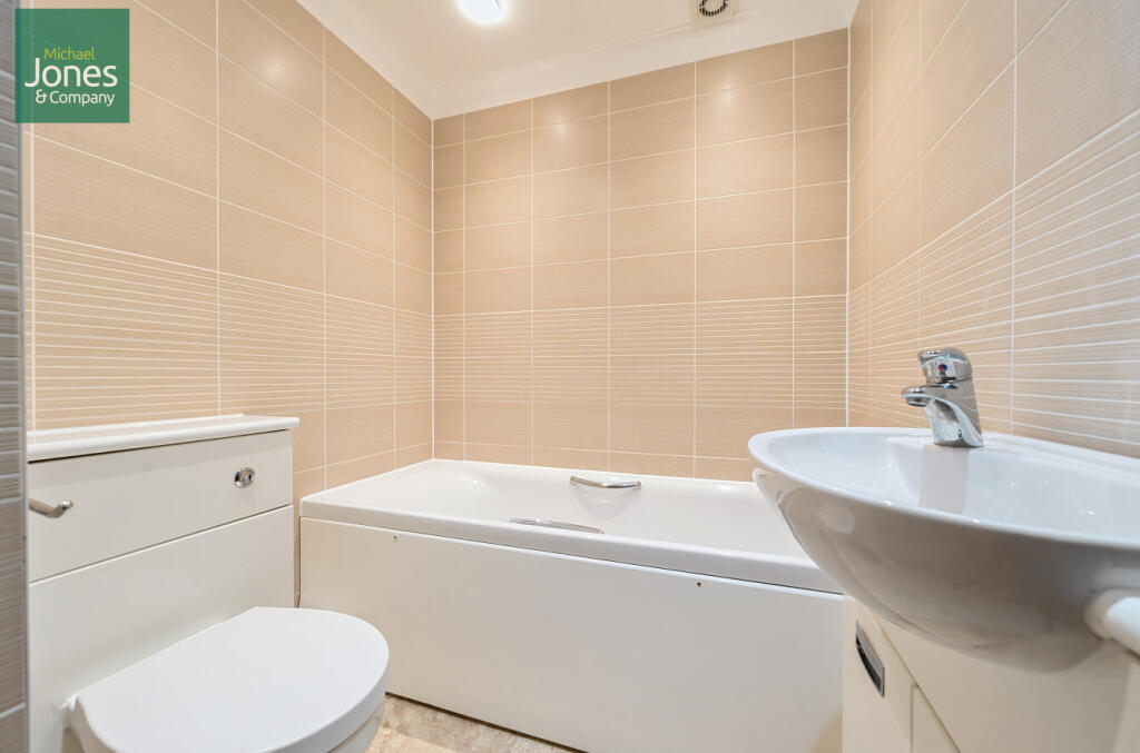 Additional image 10 of Watersmead Drive, The Poplars, Littlehampton, BN17