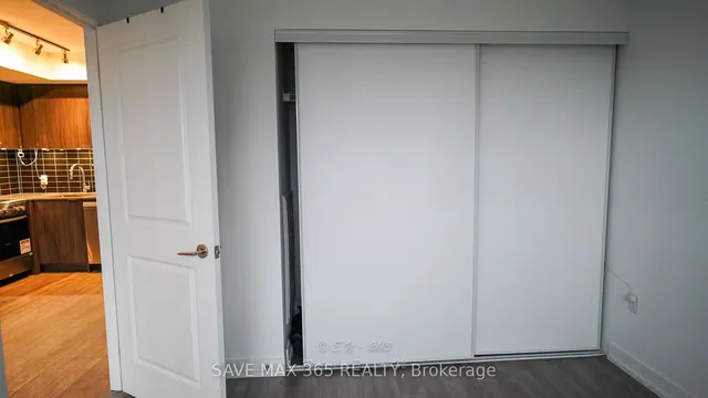 Additional image 39 of 395 Bloor St Unit 2503