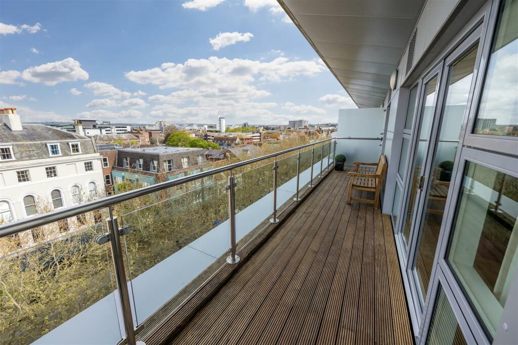 Additional image 13 of High Street, Poole