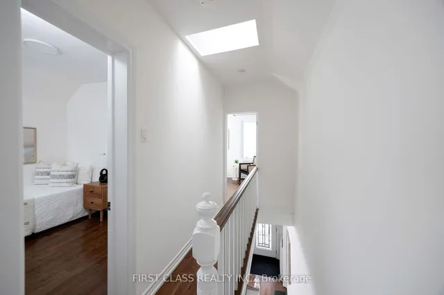 Additional image 24 of 121 Galt Ave