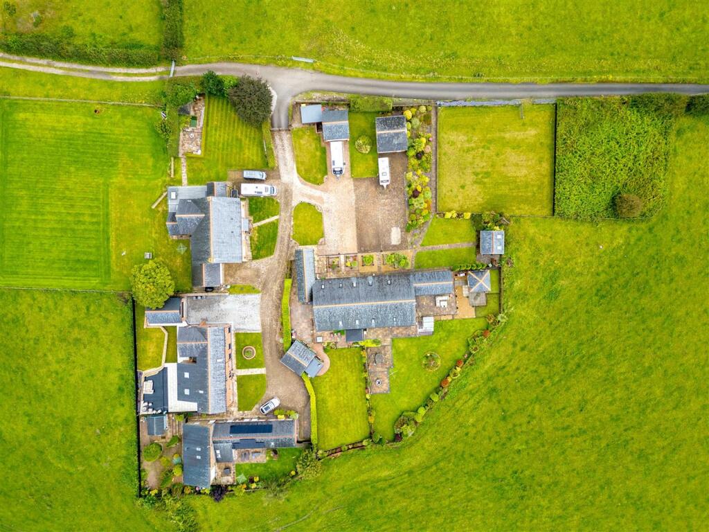 Additional image 108 of Saddlers Barn, Plodder Lane, Bolton
