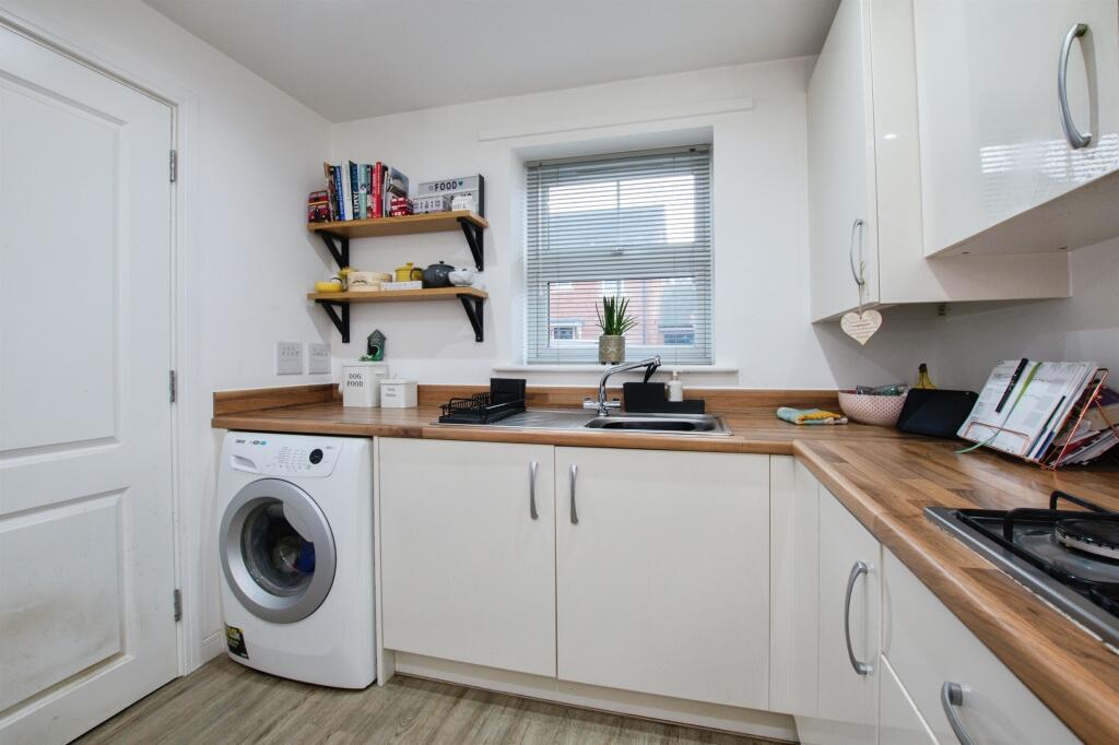 Additional image 4 of Paddocks Way, Ferndown