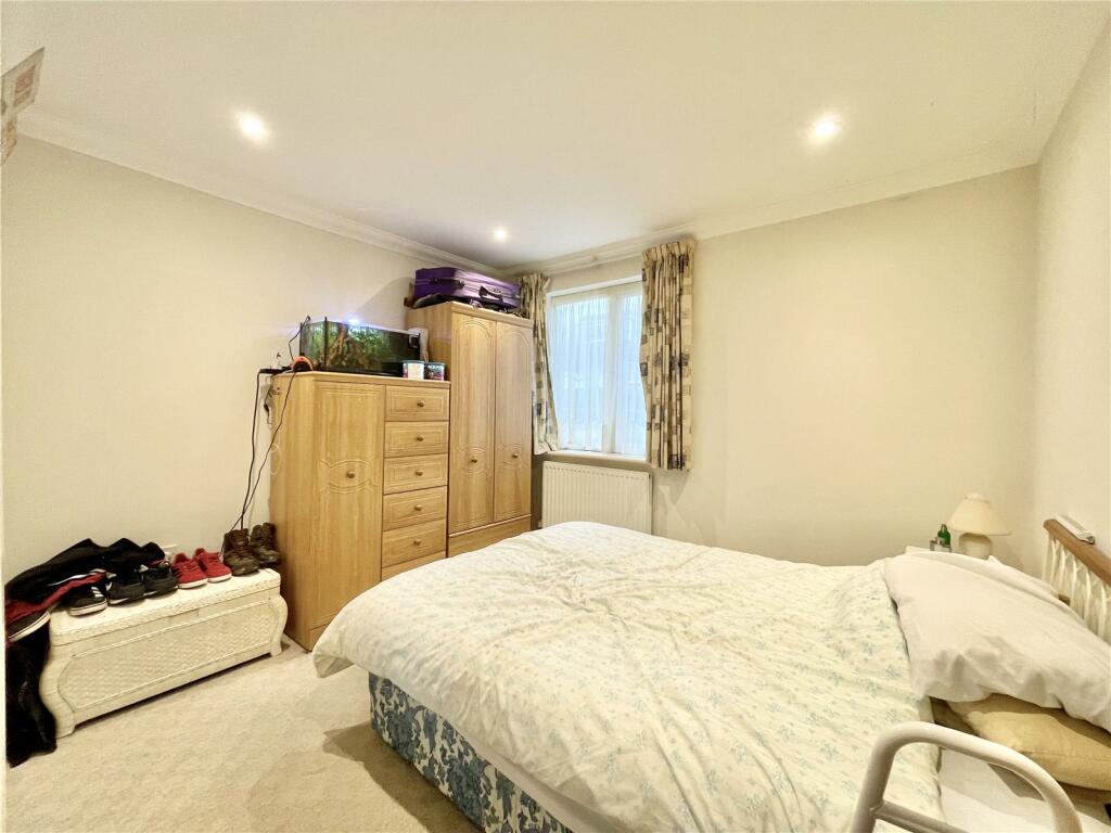 Additional image 6 of Stuart Road, Highcliffe On Sea, Christchurch, Dorset, BH23