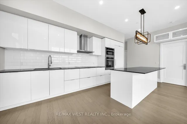 Additional image 8 of 56 Annie Craig Dr Unit UPH05