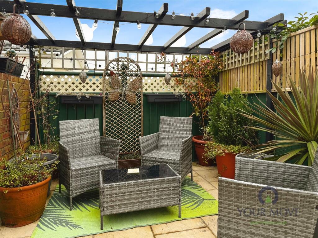 Additional image 10 of Eastbourne Heights, Oak Tree Lane, Eastbourne, East Sussex, BN23