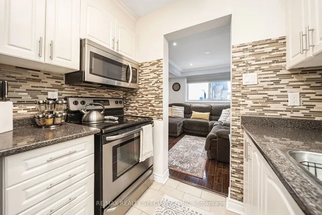 Additional image 12 of 344 Fleetwood Cres