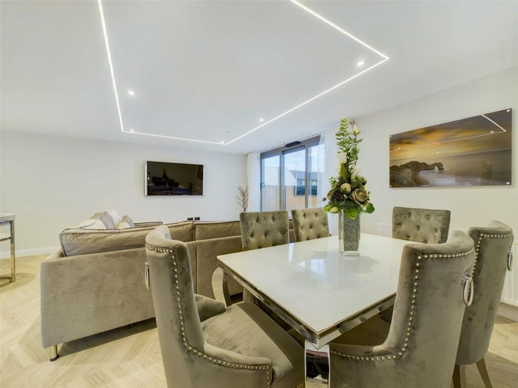 Additional image 11 of Somerford Road, Christchurch, Dorset, BH23