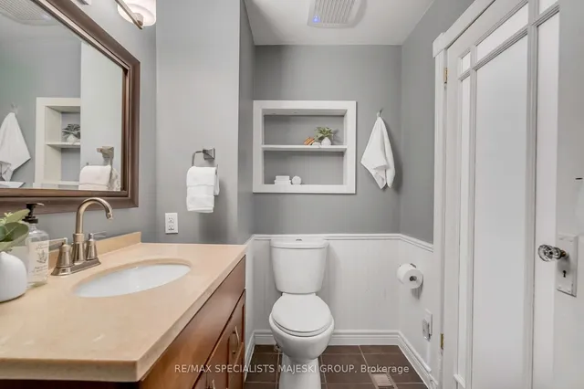 Additional image 33 of 34 Cavell Ave