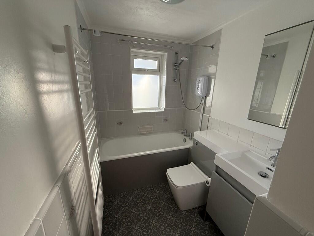 Additional image 4 of Rosslyn Road, Shoreham-by-Sea