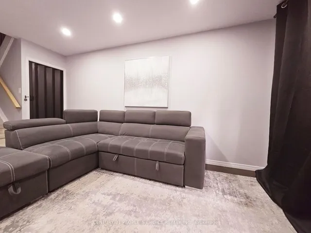 Additional image 10 of 1016 Falgarwood Dr Unit 40