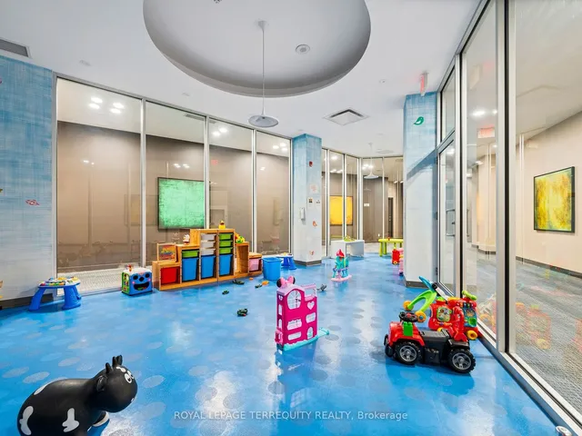 2240 Lake Shore Blvd Unit 312