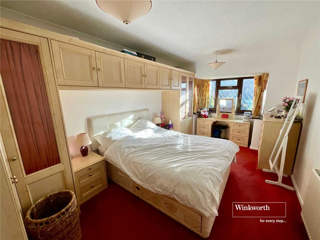 Additional image 13 of Marine Drive East, Barton on Sea, New Milton, Hampshire, BH25