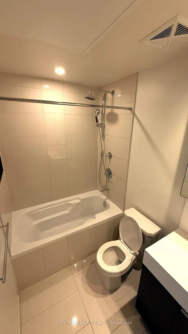 Additional image 10 of 15 Lower Jarvis St Unit 3609