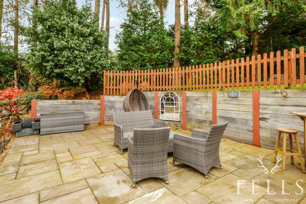 Additional image 16 of Egmont Close, Avon Castle, Ringwood