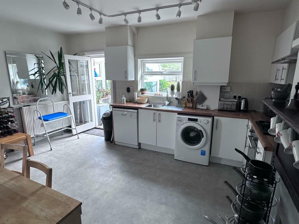 Additional image 3 of Coast Road, Pevensey Bay