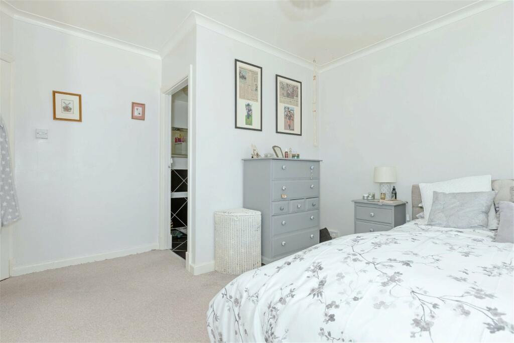 Additional image 14 of Marine Crescent, Goring-by-Sea, Worthing, West Sussex, BN12