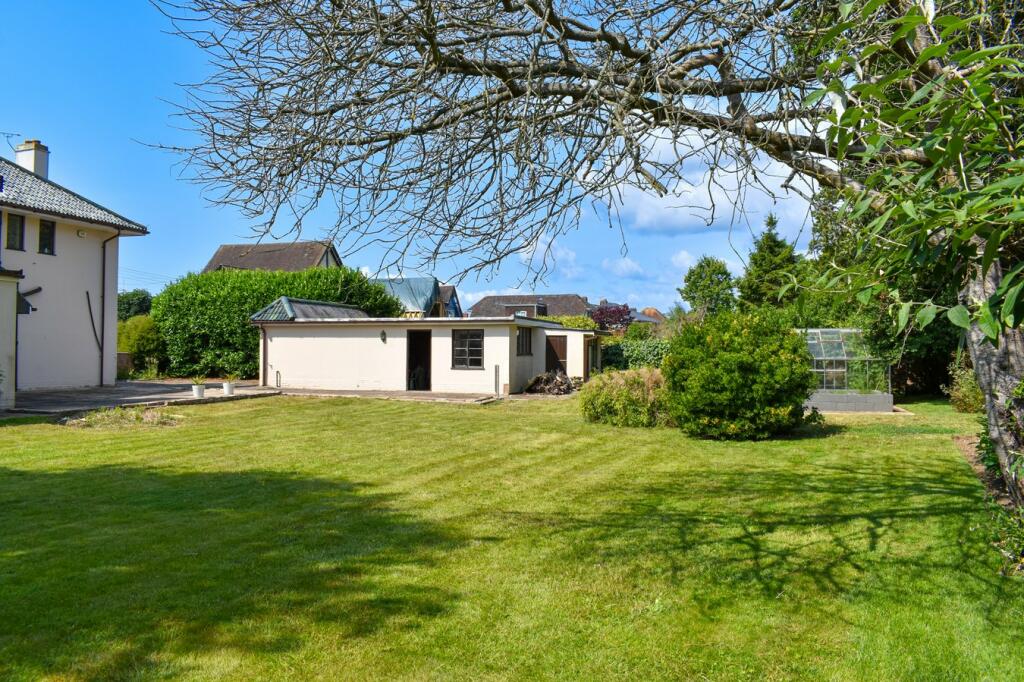 Additional image 9 of Chestnut Avenue, Barton on Sea, New Milton, BH25