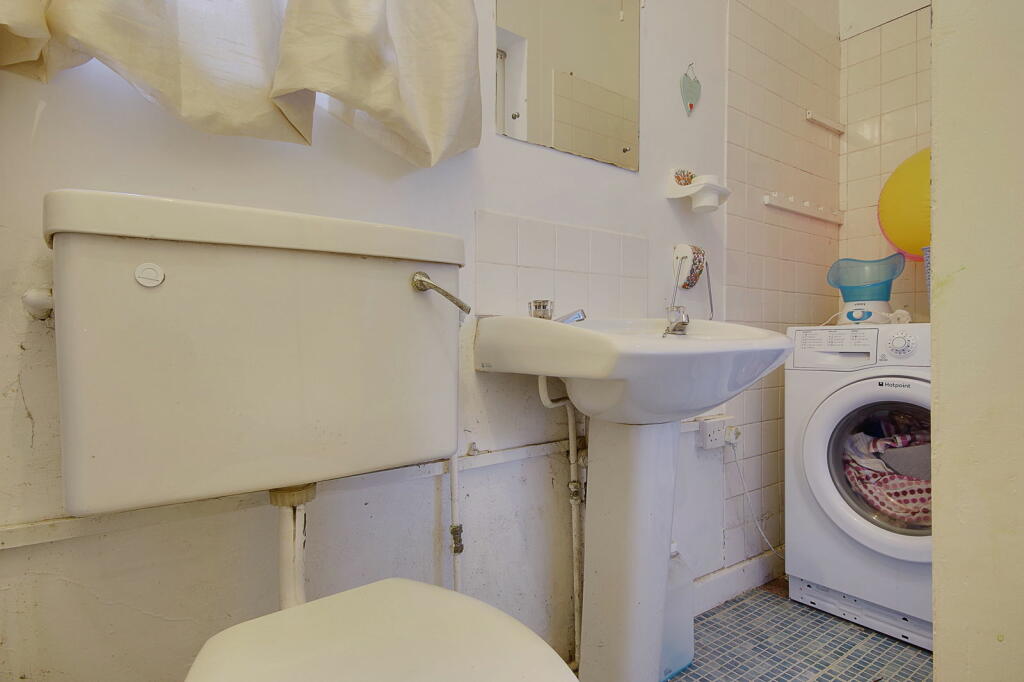 Additional image 18 of Montague Road, Bournemouth, BH5 2EW