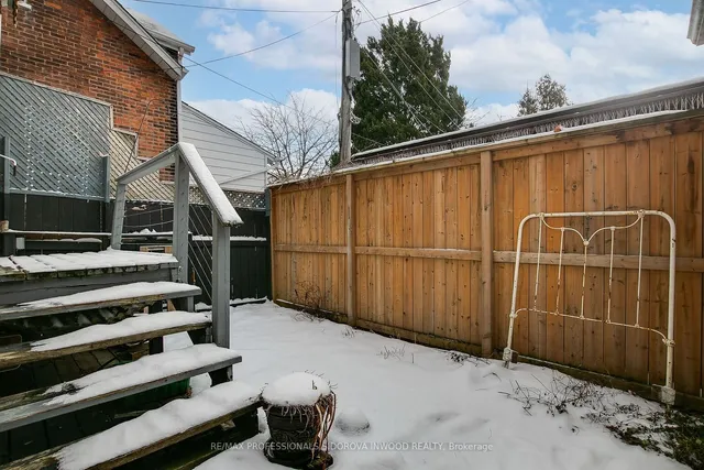 Additional image 38 of 69 MacGregor Ave