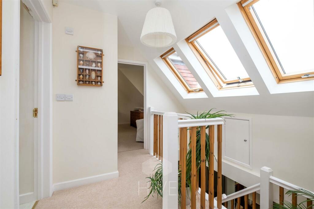 Additional image 18 of De Moulham Road, Swanage