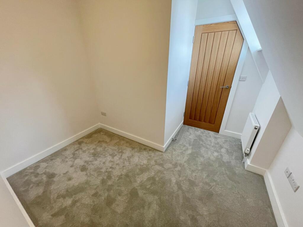 Additional image 6 of Ringwood