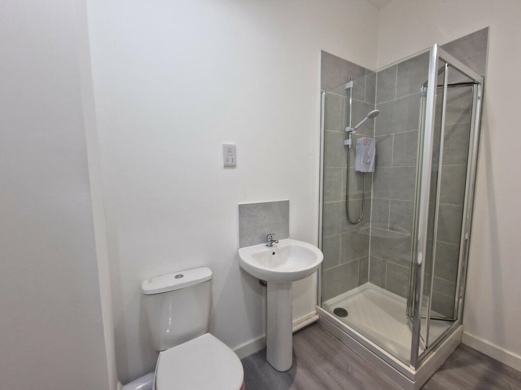 Additional image 9 of Card House, Bingley Road, Bradford, Yorkshire, BD9