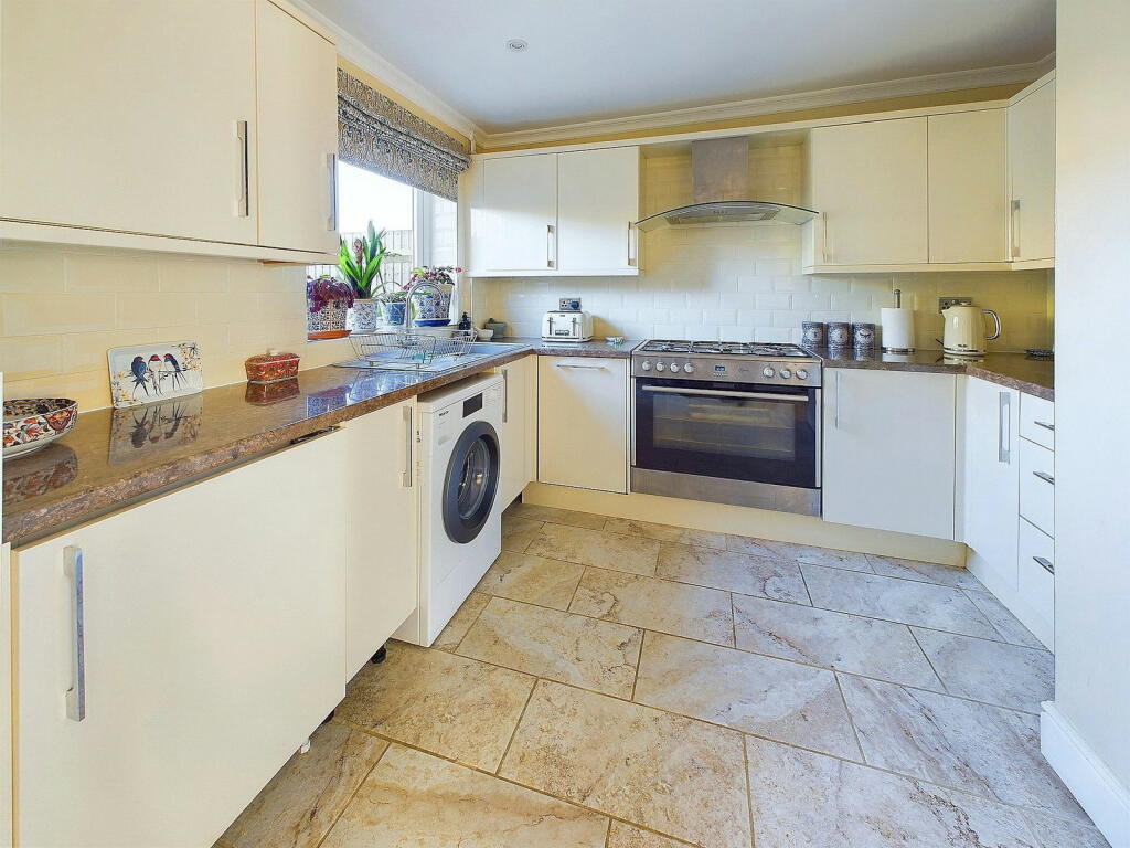 Additional image 4 of Southview Close, Southwick