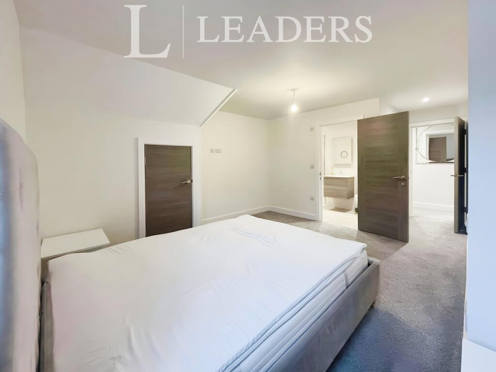 Additional image 10 of The Montague, Durley Road South