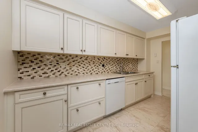 Additional image 7 of 75 Foster Cres