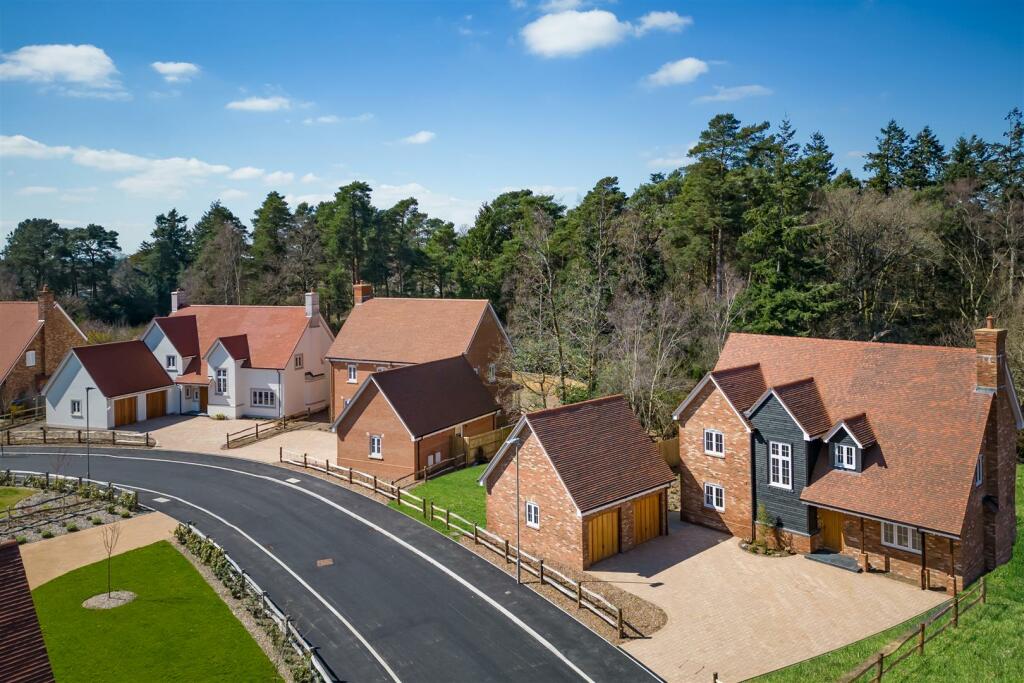Additional image 20 of Badgers Walk, Ferndown