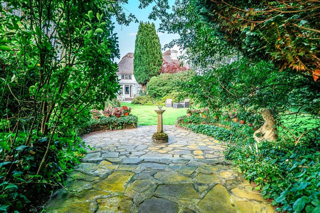 Additional image 57 of Burley Road, Bockhampton, Winkton