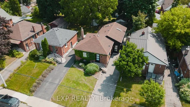 Additional image 32 of 124 Bond St