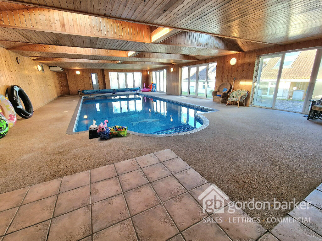 Additional image 53 of Woodside Close, Ferndown, Dorset, BH22