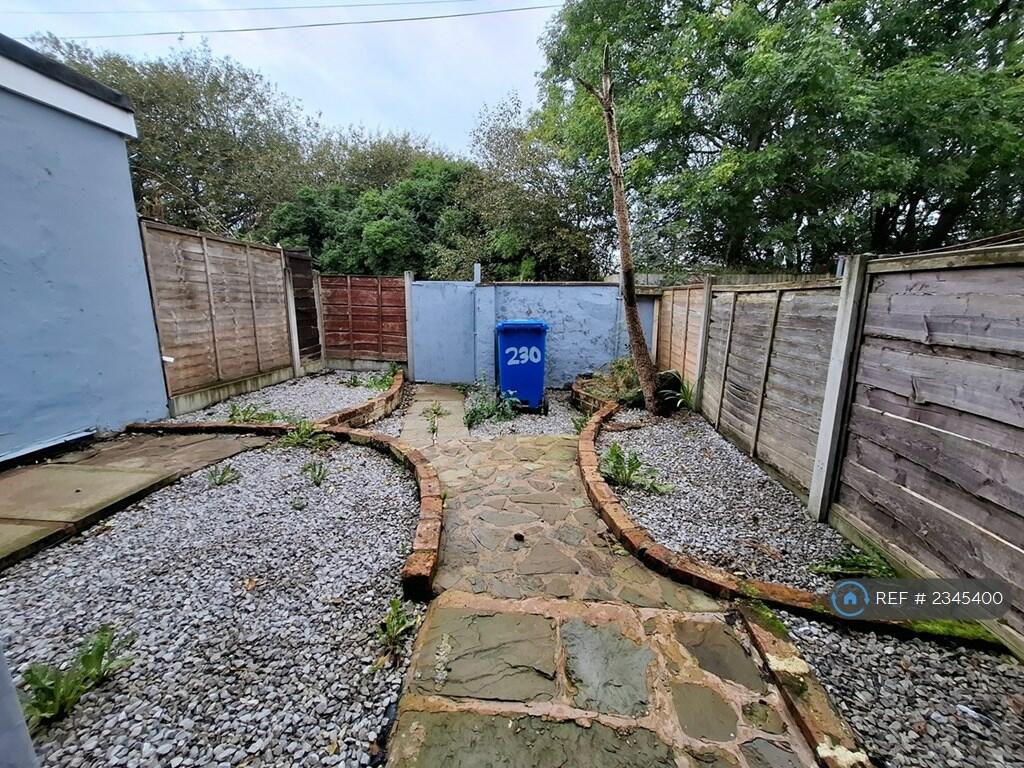 Additional image 5 of Tottington Road, Bury, BL8