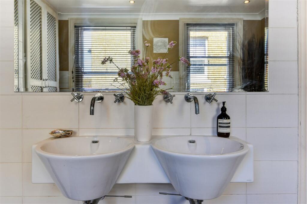 Additional image 9 of Navarino Road, Worthing, BN11