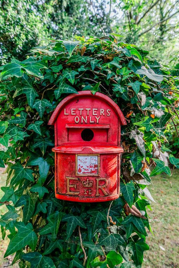 Additional image 44 of Burley Road, Bockhampton, Winkton