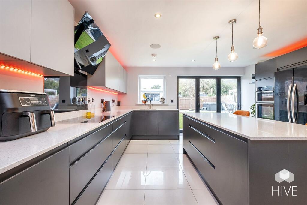 Additional image 2 of Stanley Close, Verwood