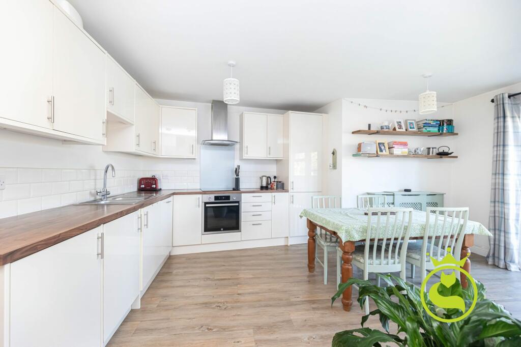 Additional image 2 of Hiley Road, Poole, BH15