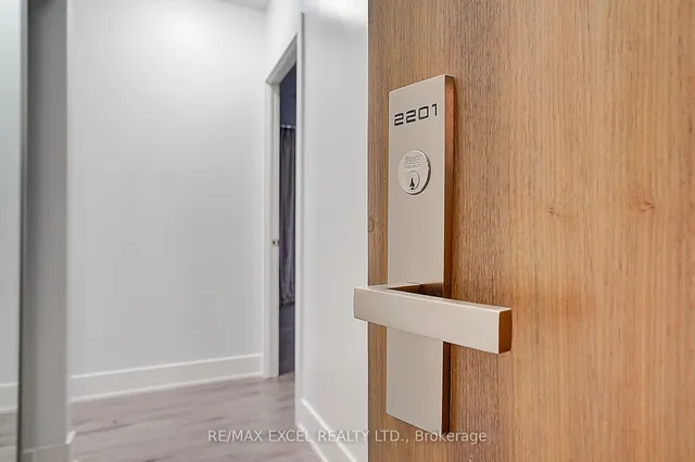 Additional image 8 of 200 Bloor St Unit 2201