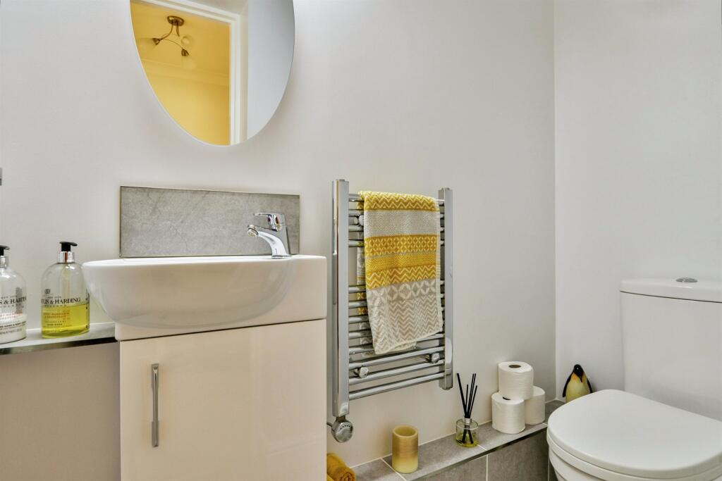 Additional image 11 of West Cliff Road, Bournemouth