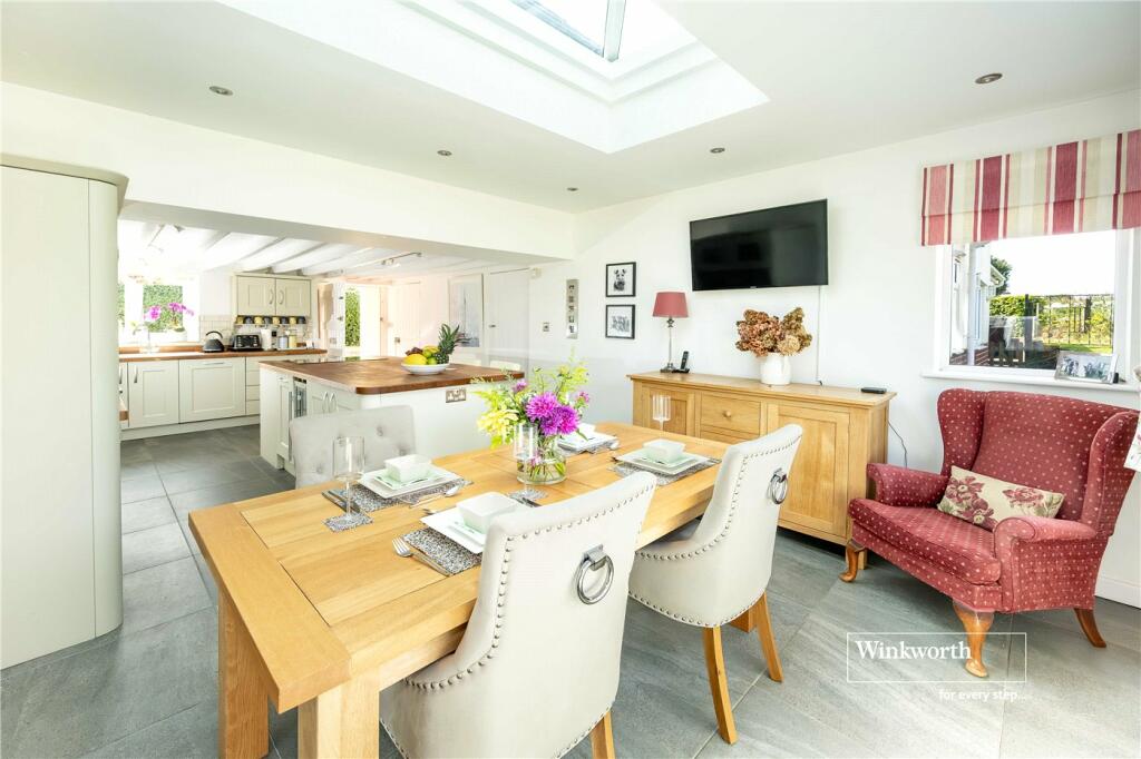 Additional image 9 of Lyndhurst Road, Bransgore, Christchurch, Hampshire, BH23